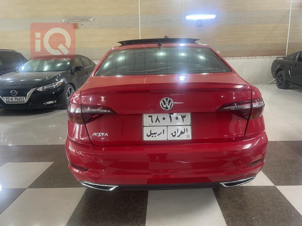 ڤۆڵکسواگن جێتا